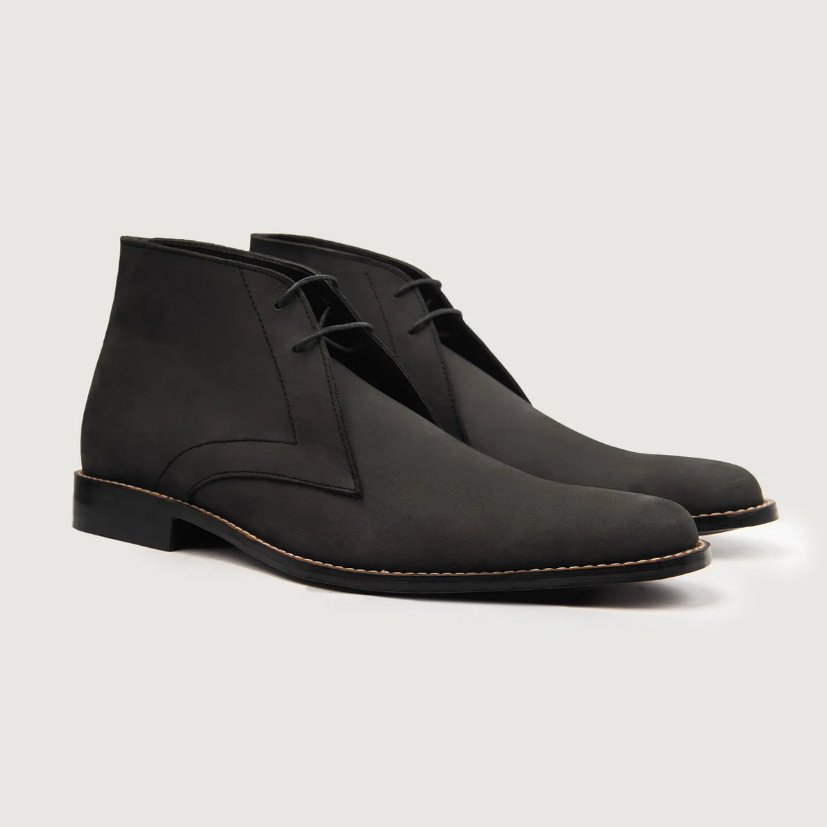 Corry Chukka Boots for Men in Black Nubuck - Eviternity
