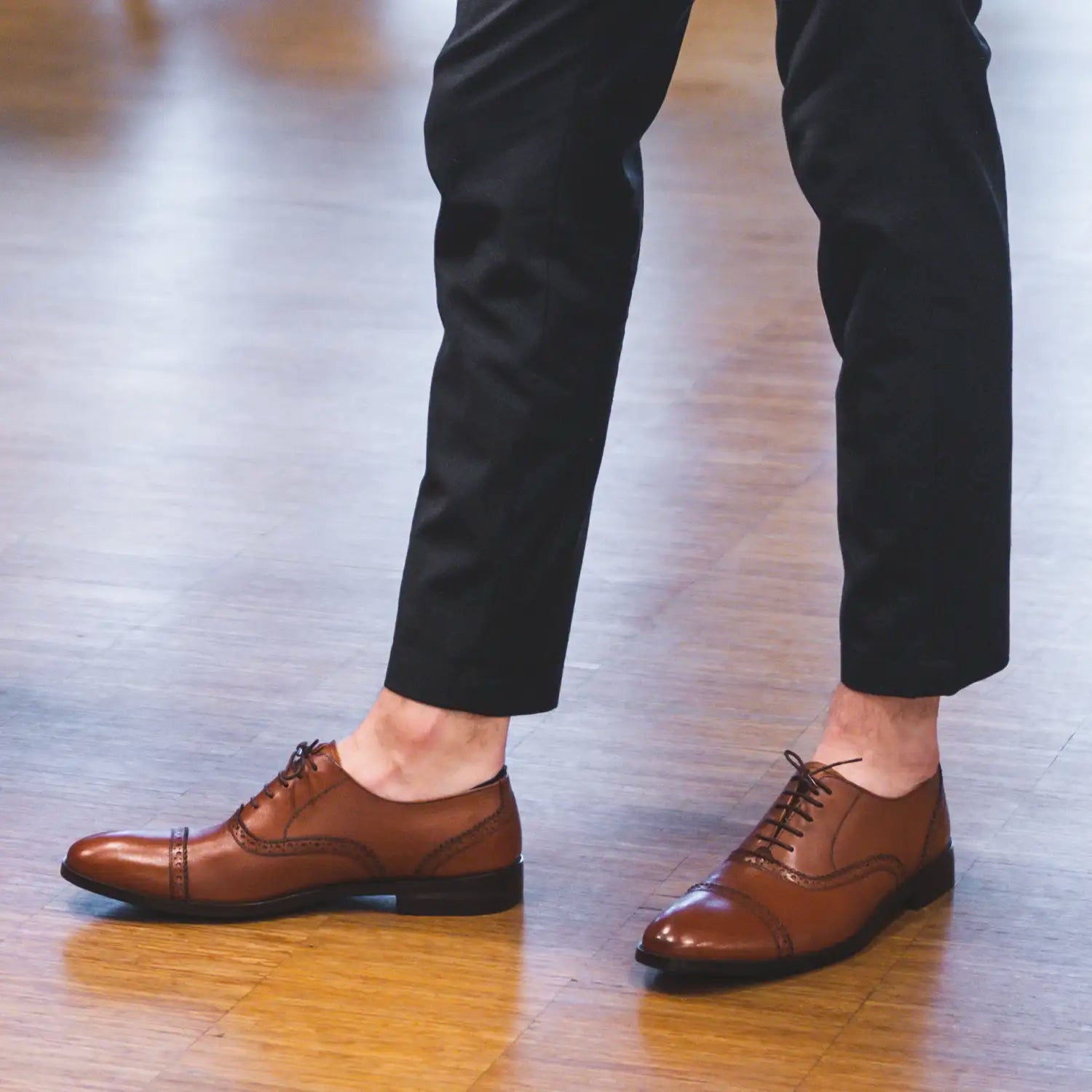 Greyson Brogues Shoes for Men in Tan Leather Eviternity