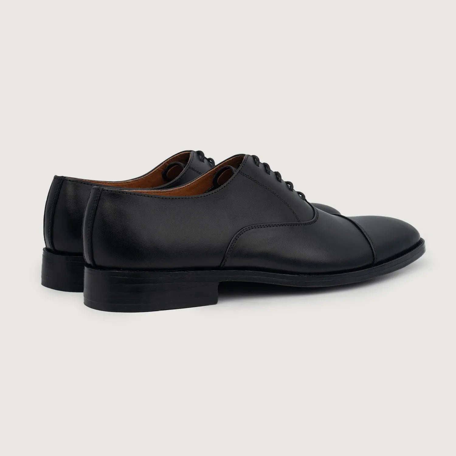 Professor Oxford Black Leather Shoes lifestyle 3
